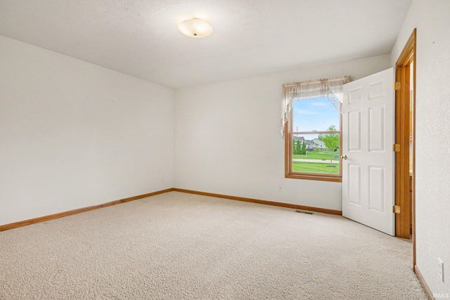 1122 Park Meadows Drive, Goshen, IN 46526