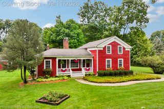 8301 Foster Road, Springfield Charter Township, MI 48346