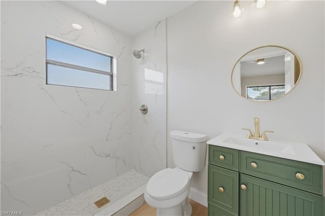 306 18th TER, Cape Coral, FL 33990