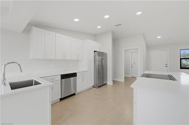 306 18th TER, Cape Coral, FL 33990