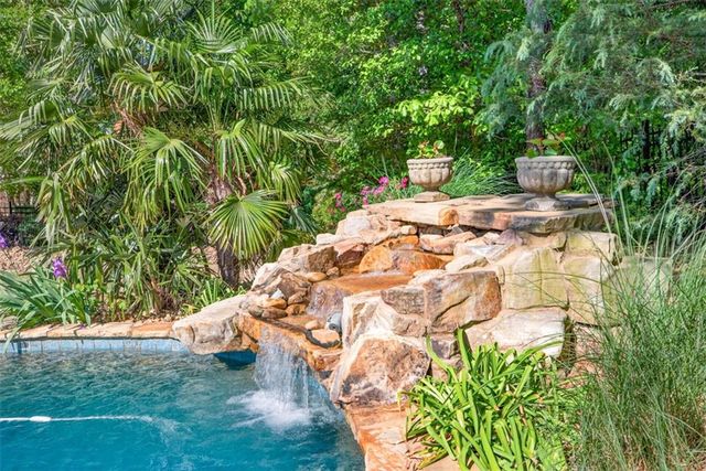 6600 Trail Side Drive, Flowery Branch, GA 30542