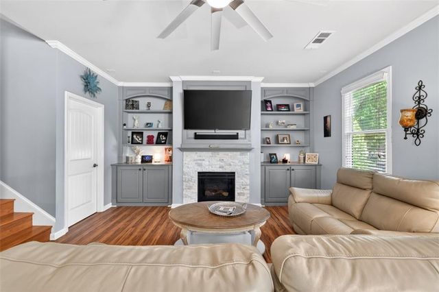 6600 Trail Side Drive, Flowery Branch, GA 30542