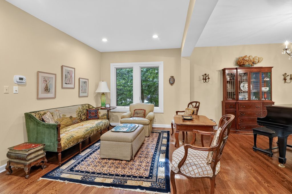 5311 Lee Avenue, Downers Grove, IL 60515 — photo 5