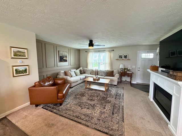 5935 Regatta Drive, Middletown, OH 45042