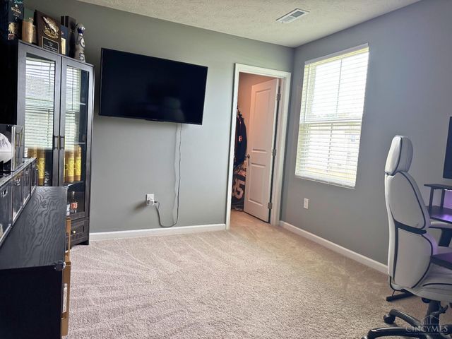 5935 Regatta Drive, Middletown, OH 45042