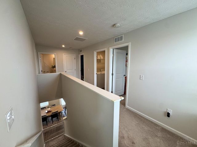 5935 Regatta Drive, Middletown, OH 45042