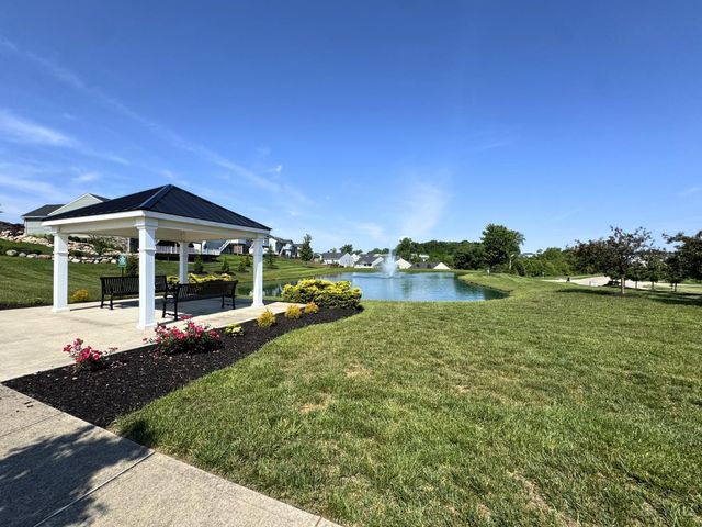 5935 Regatta Drive, Middletown, OH 45042