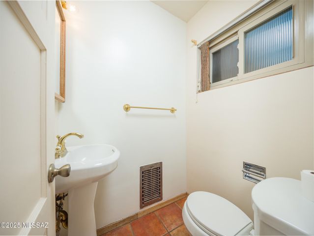 4203 E 6th Street, Tucson, AZ 85711