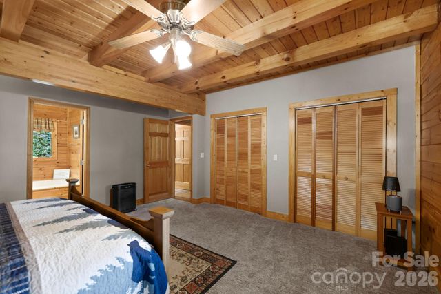 394 Hickory Drive, Waynesville, NC 28786