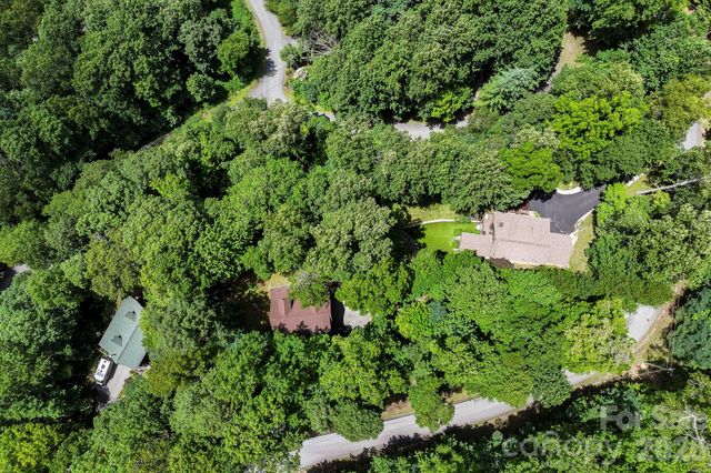 394 Hickory Drive, Waynesville, NC 28786