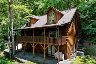 394 Hickory Drive, Waynesville, NC 28786