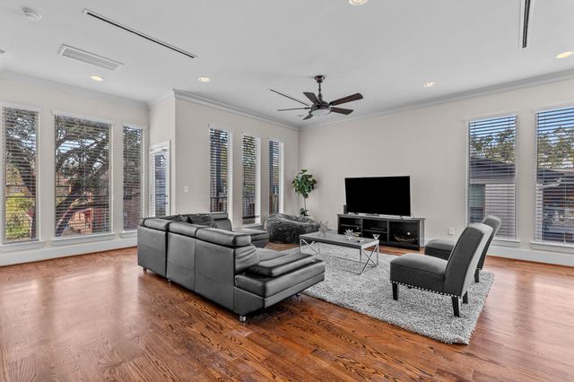 4831 Chenevert Street, Houston, TX 77004