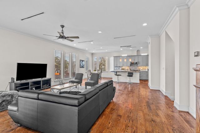4831 Chenevert Street, Houston, TX 77004
