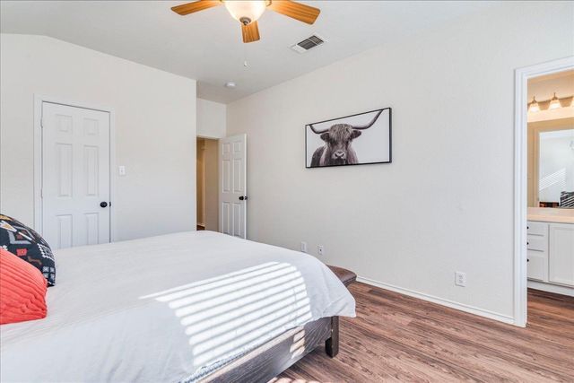 3432 Whisper BLF, Schertz, TX 78108