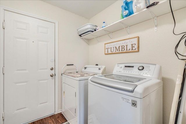 3432 Whisper BLF, Schertz, TX 78108