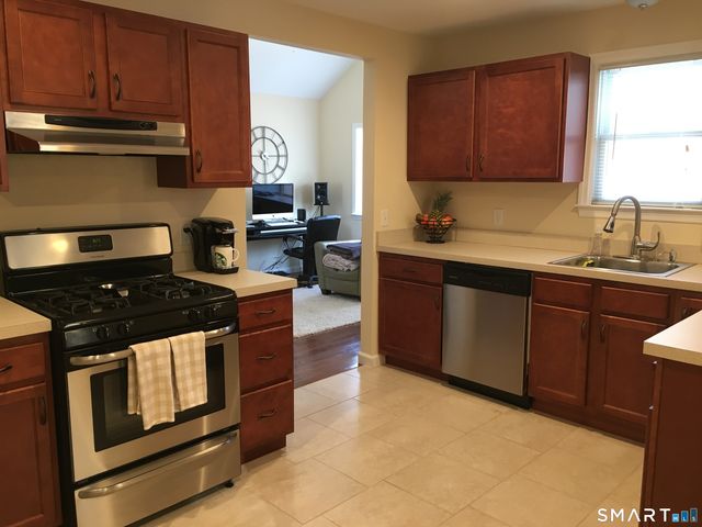 6 Birchside Drive B, Norwalk, CT 06850