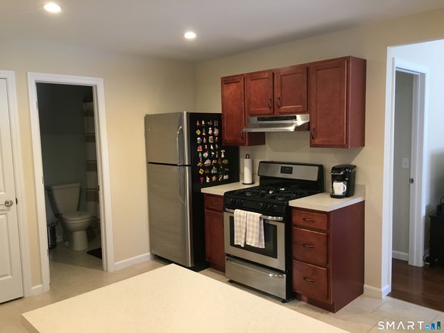 6 Birchside Drive B, Norwalk, CT 06850