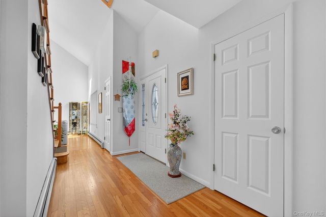 33 Maple Moor Lane, Cortlandt Manor, NY 10567