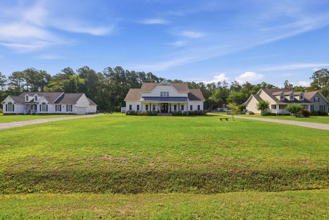 5727 Pauley Swamp Rd., Conway, SC 29527