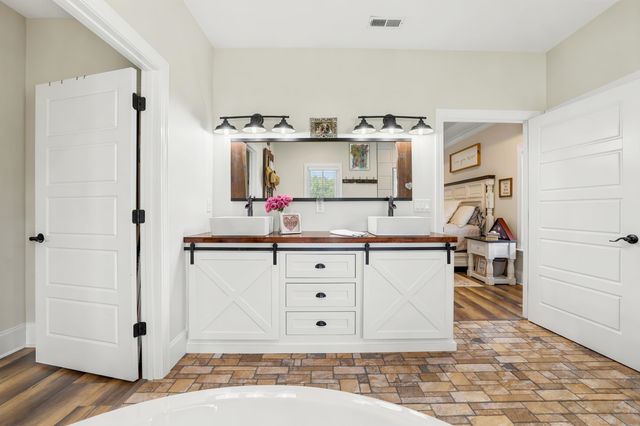 5727 Pauley Swamp Rd., Conway, SC 29527