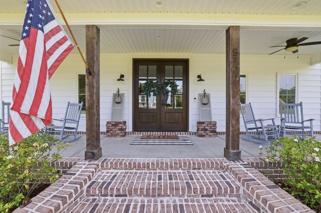 5727 Pauley Swamp Rd., Conway, SC 29527
