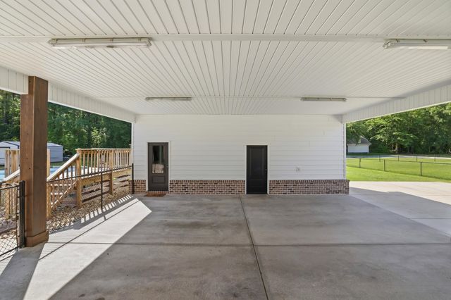 5727 Pauley Swamp Rd., Conway, SC 29527