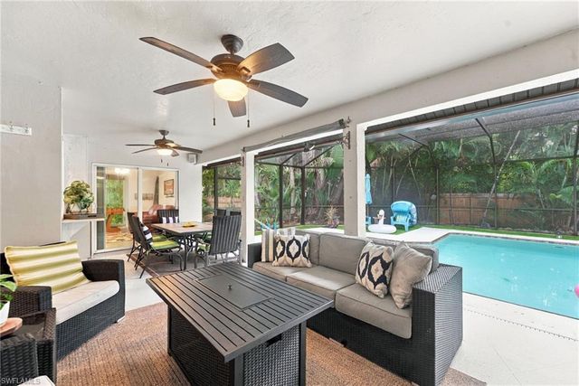 27160 Edenbridge CT, Bonita Springs, FL 34135