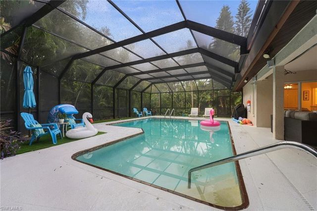 27160 Edenbridge CT, Bonita Springs, FL 34135