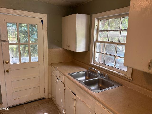 1709 Shawnee Street, Durham, NC 27701