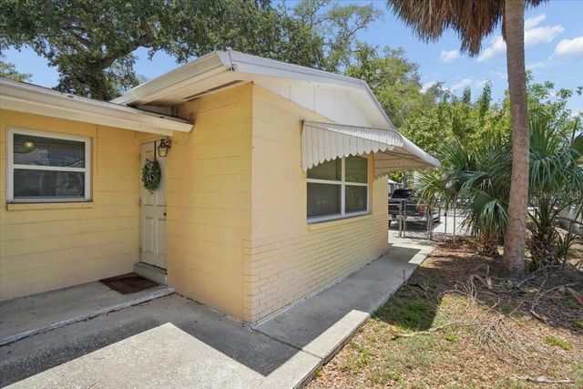 526 12TH AVENUE S, St Petersburg, FL 33701
