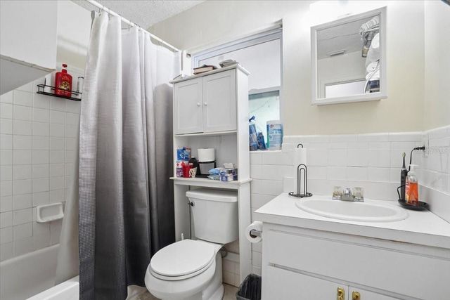 526 12TH AVENUE S, St Petersburg, FL 33701