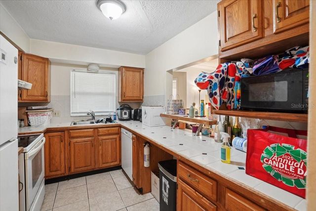 526 12TH AVENUE S, St Petersburg, FL 33701