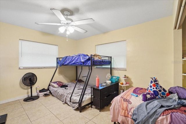 526 12TH AVENUE S, St Petersburg, FL 33701