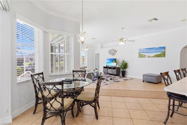 928 SE 33rd ST, Cape Coral, FL 33904