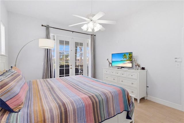 928 SE 33rd ST, Cape Coral, FL 33904