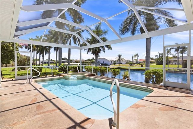 928 SE 33rd ST, Cape Coral, FL 33904