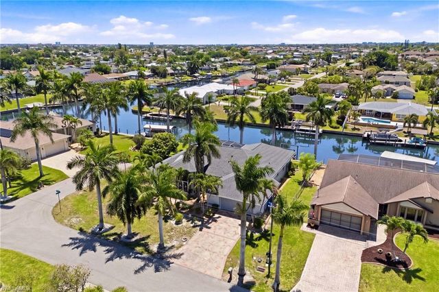 928 SE 33rd ST, Cape Coral, FL 33904