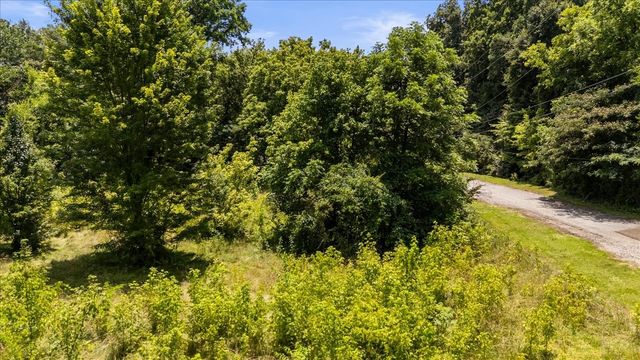 474 Clift Rd, Soddy Daisy, TN 37379