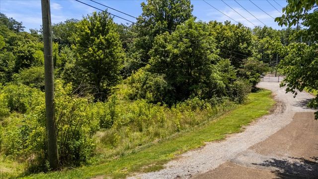 474 Clift Rd, Soddy Daisy, TN 37379