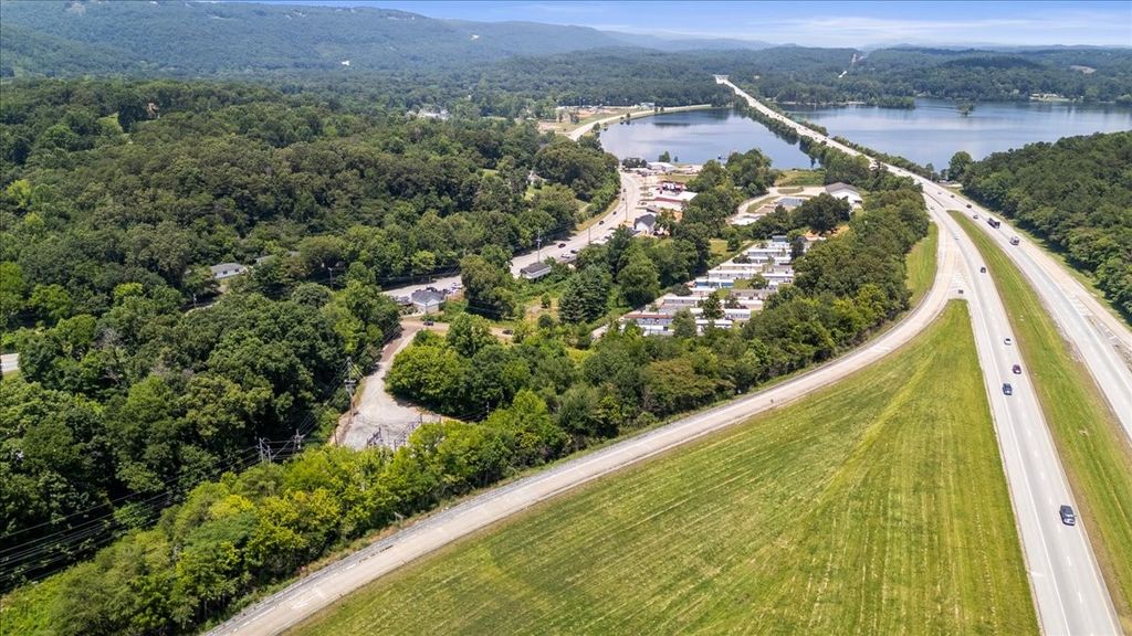 474 Clift Rd, Soddy Daisy, TN 37379
