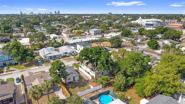 1917 W LEMON STREET, Tampa, FL 33606