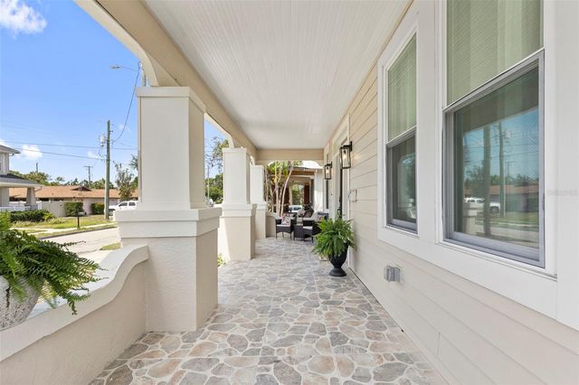 1917 W LEMON STREET, Tampa, FL 33606