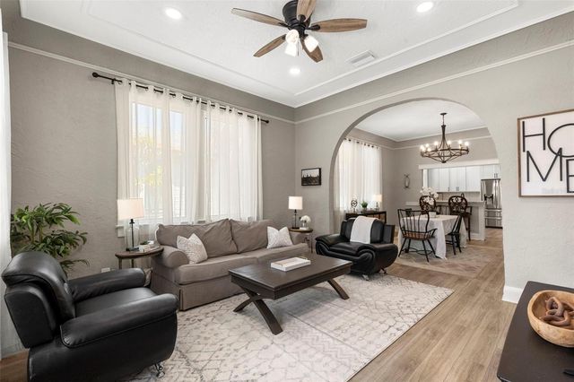 1917 W LEMON STREET, Tampa, FL 33606