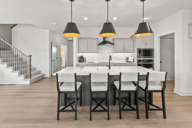 1896 HEMLOCK Street, Council Bluffs, IA 51503