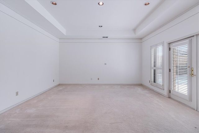 4815 Ocean Dr, Corpus Christi, TX 78412
