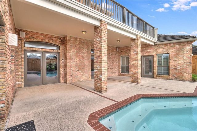 4815 Ocean Dr, Corpus Christi, TX 78412