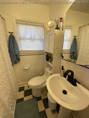 225 22nd Street, Dunbar, WV 25064