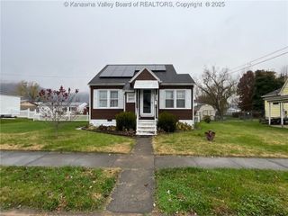 225 22nd Street, Dunbar, WV 25064