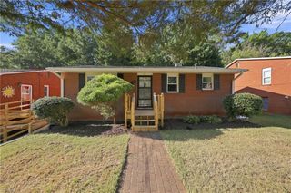 1664 NE 23rd Street, Winston-salem, NC 27105