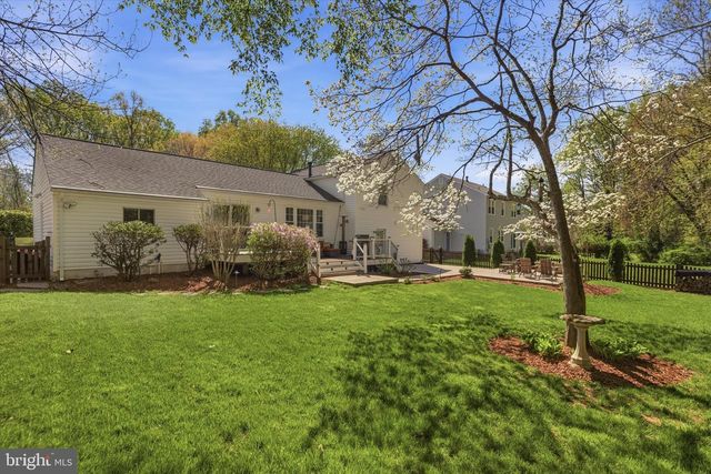 5218 OLLEY LN, Burke, VA 22015
